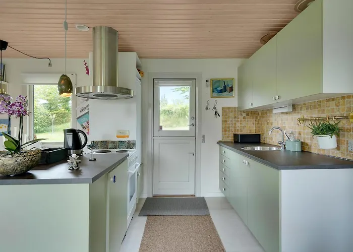Beautiful In Haarby With Kitchen 別荘 *
